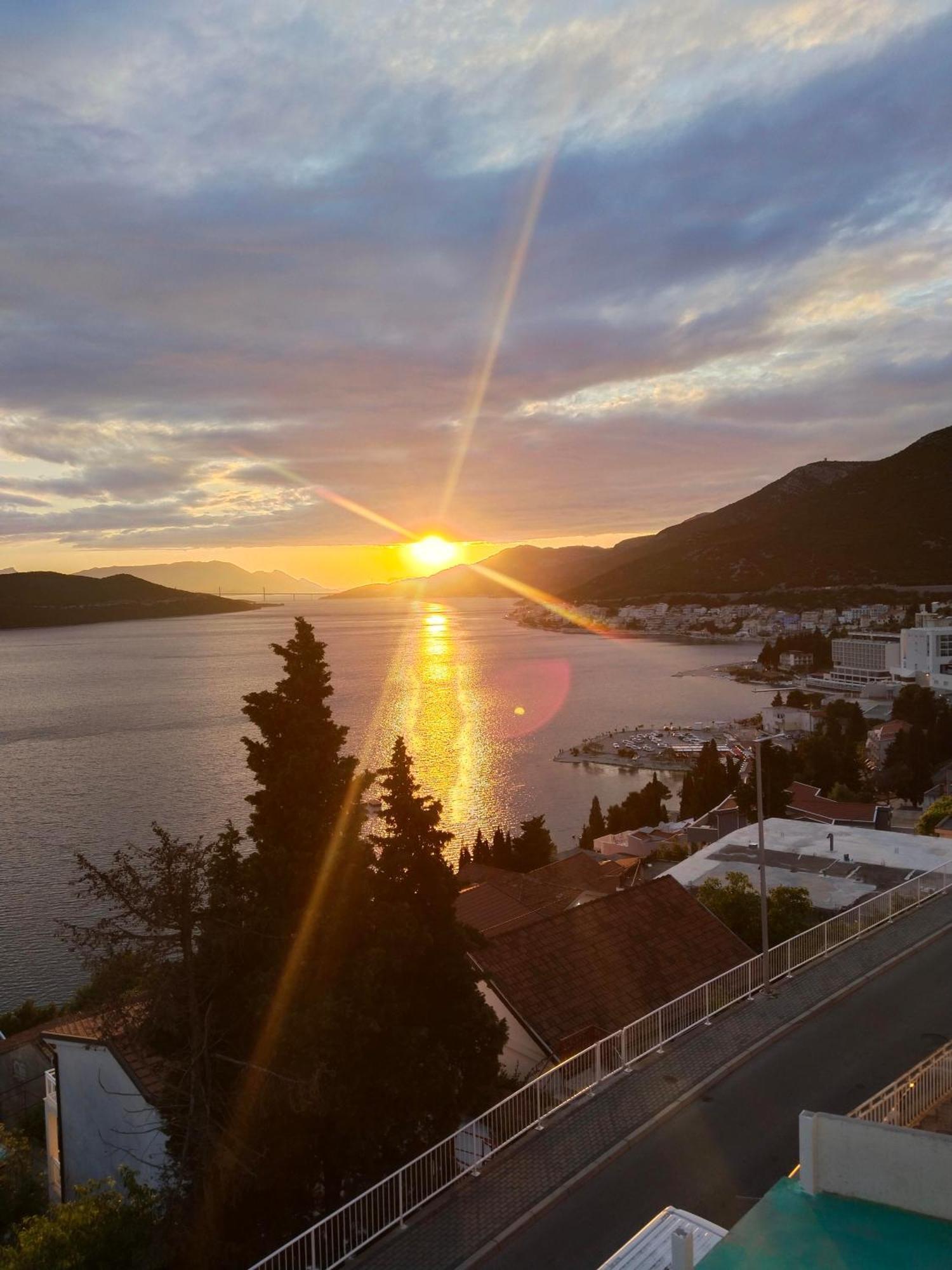 Apartment And Rooms Barbaric Neum Esterno foto